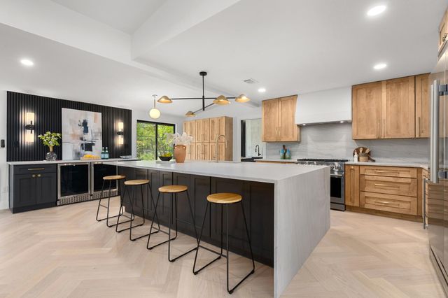 7300 Greenhaven DR, Austin, TX 78757