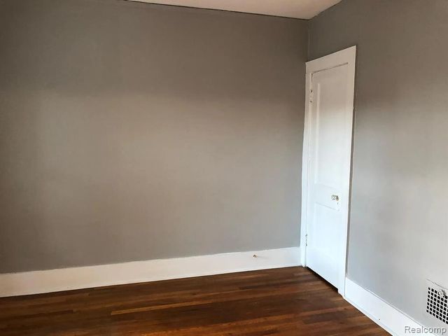 1052 Beaconsfield Ave., Grosse Pointe Park, MI 48230