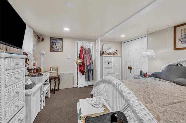 11510 Van Wyck Expressway, South Ozone Park, NY 11420