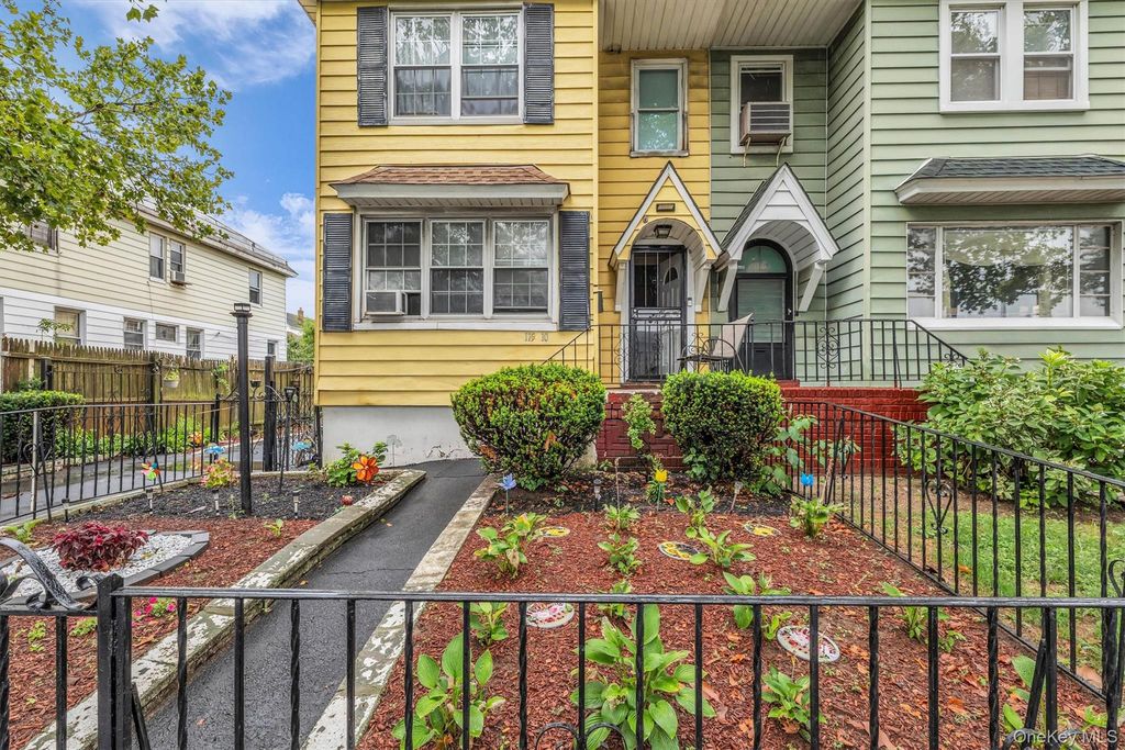 11510 Van Wyck Expressway, South Ozone Park, NY 11420 — photo 2