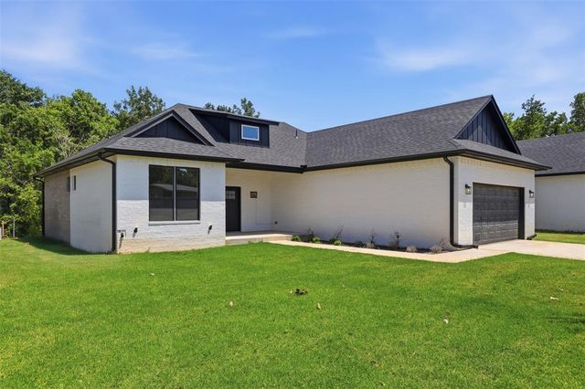 4208 N Shadybrook Drive, Midwest City, OK 73110