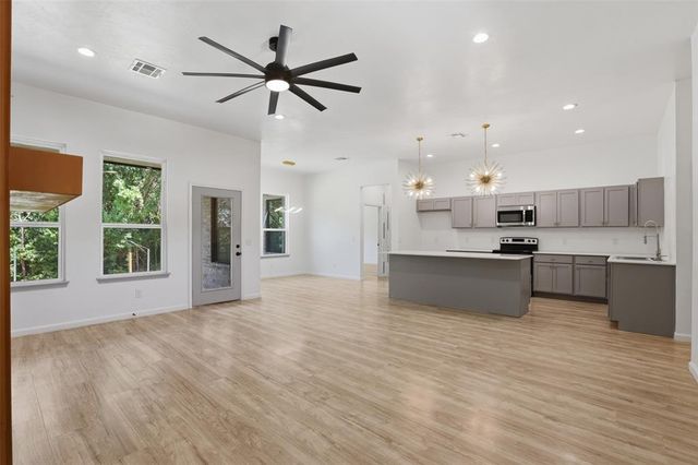 4208 N Shadybrook Drive, Midwest City, OK 73110
