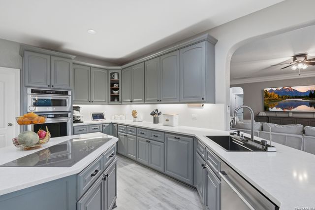 1709 HAVENWOOD BLVD, New Braunfels, TX 78132