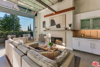 1152 N La Cienega Boulevard 201, West Hollywood, CA 90069