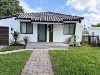 4291 SW 14th Street, Miami, FL 33134