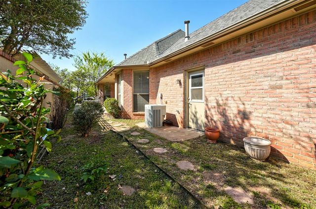 2925 NW 160th Street, Edmond, OK 73013