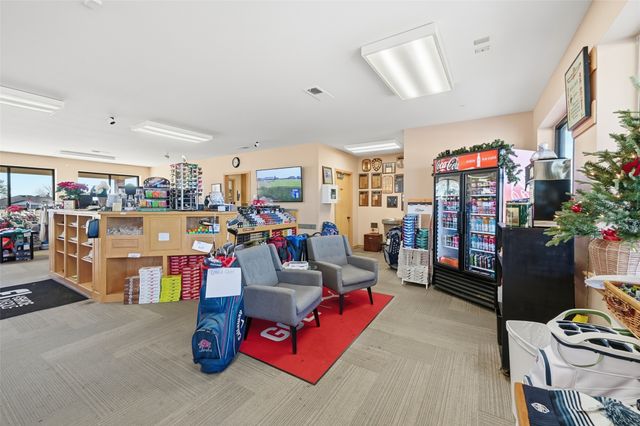 111 Lone Star Drive, Gainesville, TX 76240