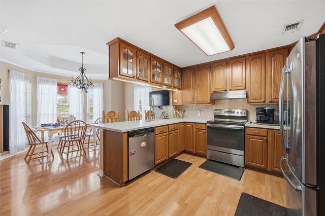 111 Lone Star Drive, Gainesville, TX 76240