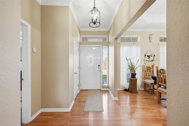 111 Lone Star Drive, Gainesville, TX 76240