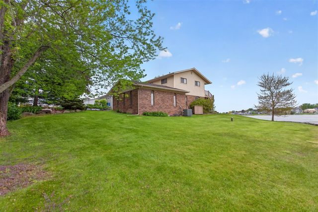 332 Riviera Drive, Brooklyn, MI 49230