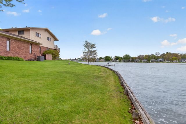332 Riviera Drive, Brooklyn, MI 49230