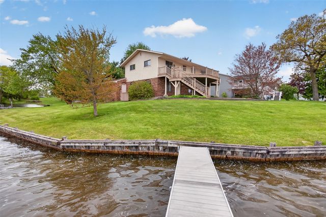 332 Riviera Drive, Brooklyn, MI 49230