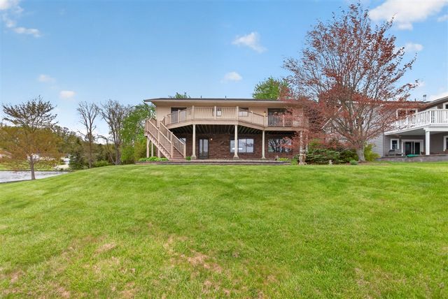 332 Riviera Drive, Brooklyn, MI 49230