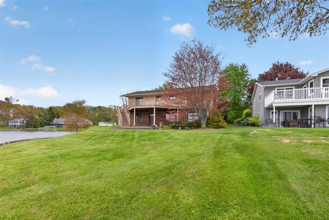 332 Riviera Drive, Brooklyn, MI 49230