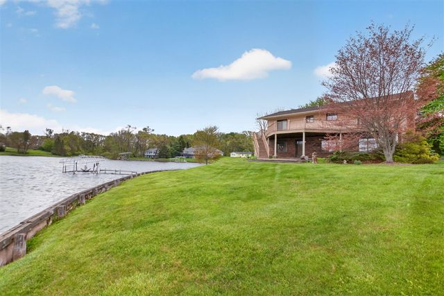 332 Riviera Drive, Brooklyn, MI 49230