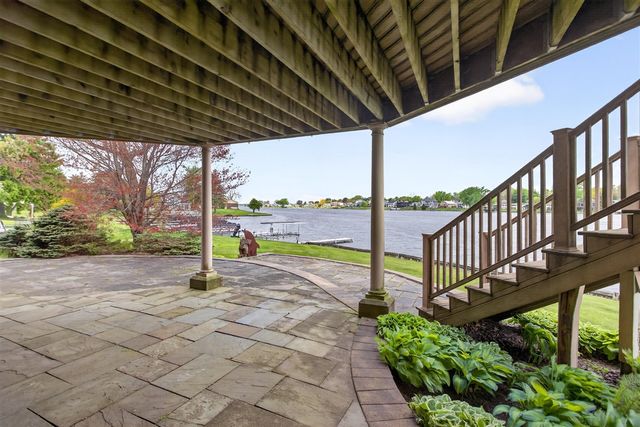332 Riviera Drive, Brooklyn, MI 49230