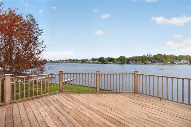 332 Riviera Drive, Brooklyn, MI 49230