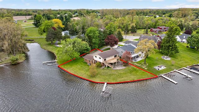 332 Riviera Drive, Brooklyn, MI 49230