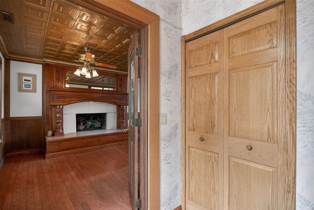 332 Riviera Drive, Brooklyn, MI 49230