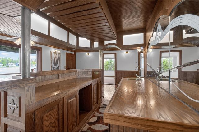 332 Riviera Drive, Brooklyn, MI 49230