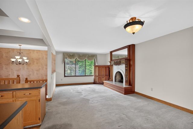 332 Riviera Drive, Brooklyn, MI 49230