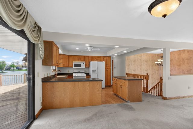 332 Riviera Drive, Brooklyn, MI 49230