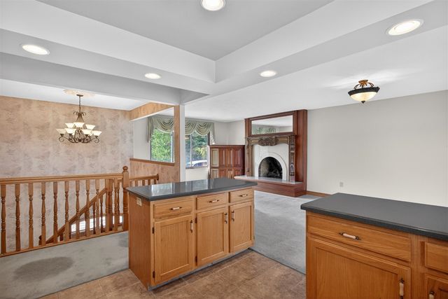 332 Riviera Drive, Brooklyn, MI 49230