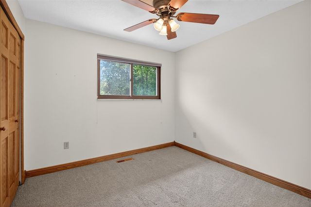 332 Riviera Drive, Brooklyn, MI 49230