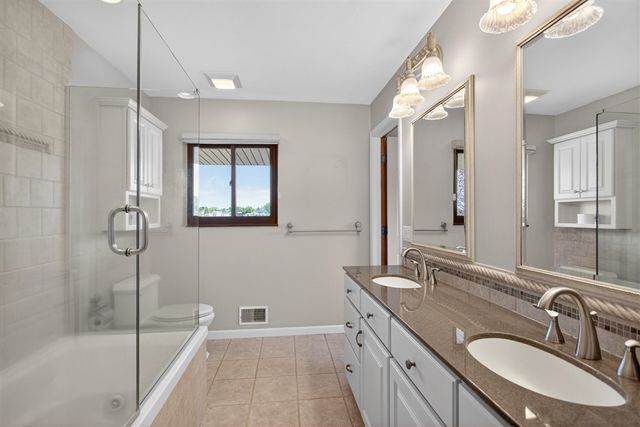 332 Riviera Drive, Brooklyn, MI 49230
