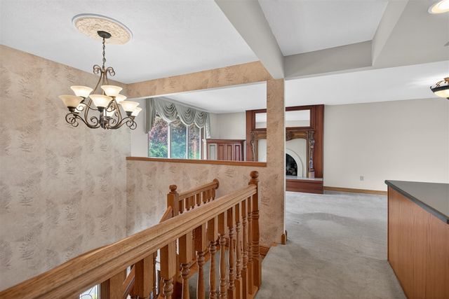 332 Riviera Drive, Brooklyn, MI 49230