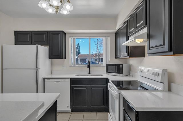 10814 WHEATON COURT, Orlando, FL 32821