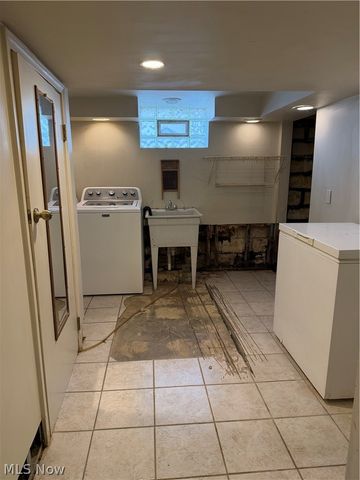 1351 3rd Street SE, Massillon, OH 44646