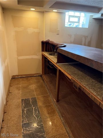 1351 3rd Street SE, Massillon, OH 44646