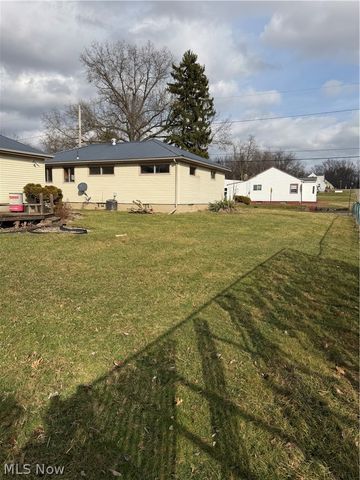 1351 3rd Street SE, Massillon, OH 44646