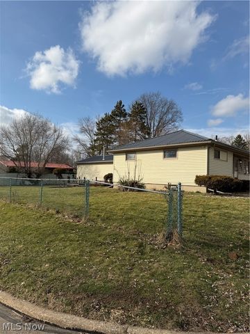 1351 3rd Street SE, Massillon, OH 44646