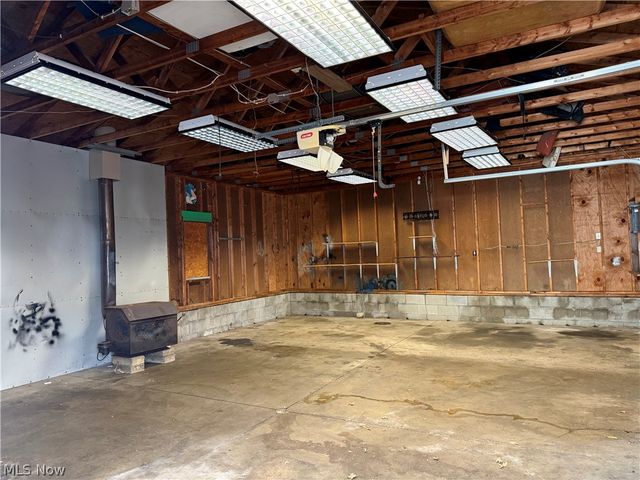 1351 3rd Street SE, Massillon, OH 44646