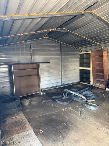 1351 3rd Street SE, Massillon, OH 44646