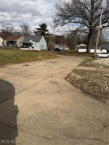 1351 3rd Street SE, Massillon, OH 44646
