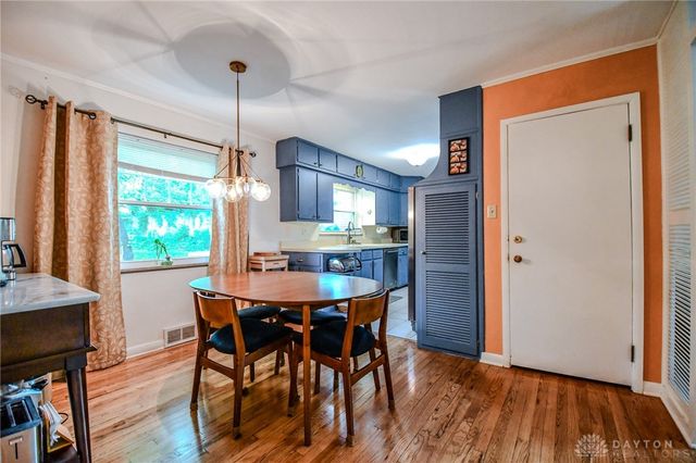 200 Maysfield Road, Oakwood, OH 45419