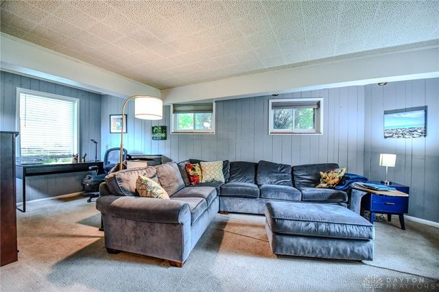 200 Maysfield Road, Oakwood, OH 45419