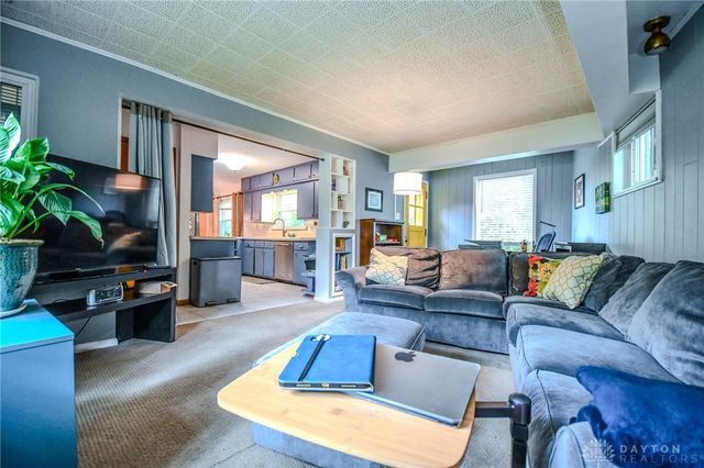 200 Maysfield Road, Oakwood, OH 45419