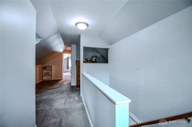200 Maysfield Road, Oakwood, OH 45419