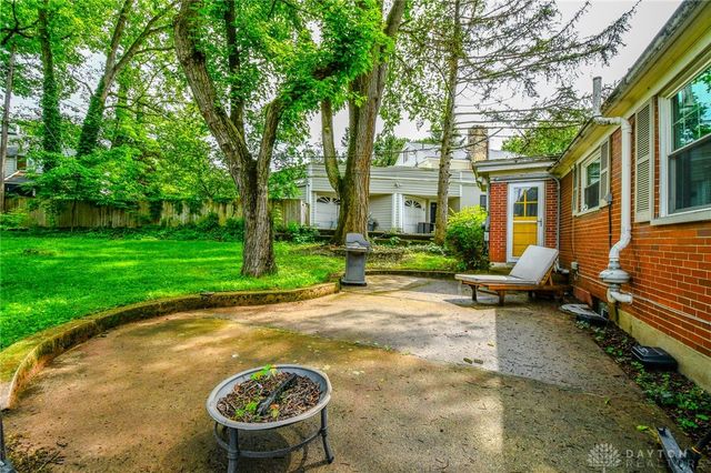 200 Maysfield Road, Oakwood, OH 45419