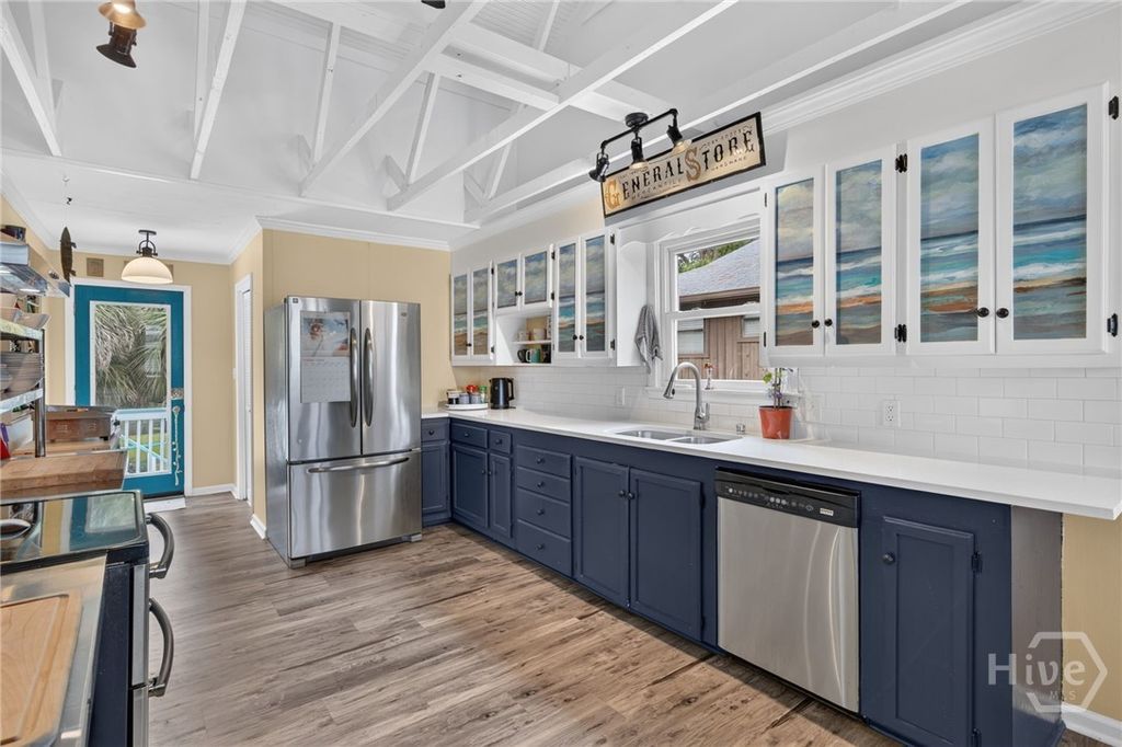 Image 13 of property listing at 505 Jones Avenue, Tybee Island, GA 31328