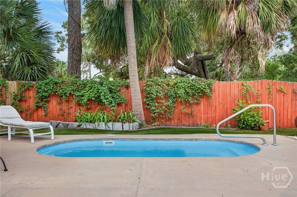 Image 66 of property listing at 505 Jones Avenue, Tybee Island, GA 31328