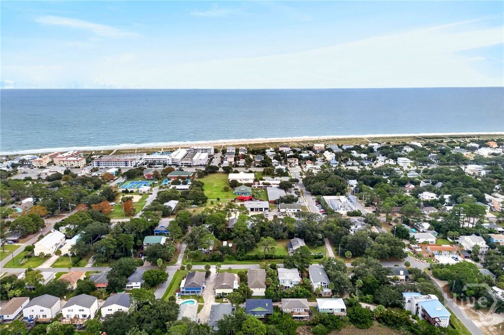Image 67 of property listing at 505 Jones Avenue, Tybee Island, GA 31328