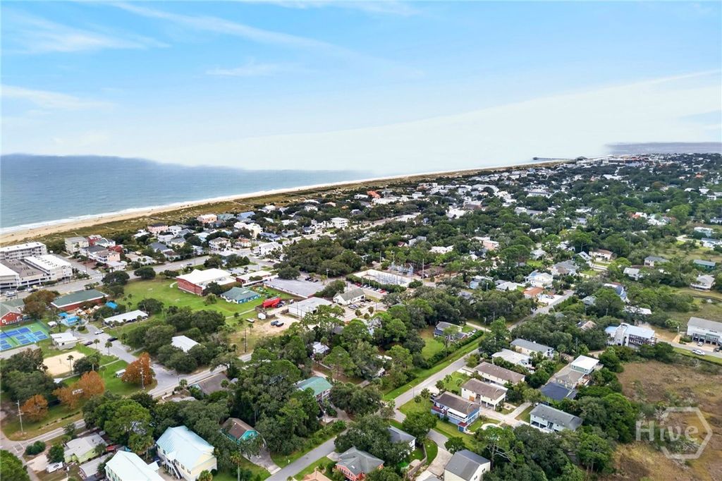 Image 69 of property listing at 505 Jones Avenue, Tybee Island, GA 31328