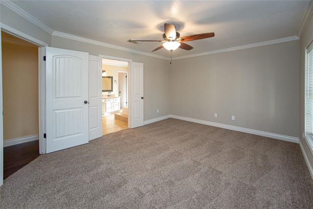 3 Sheep Meadow Place, The Woodlands, TX 77381