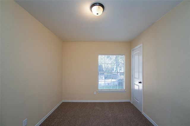 3 Sheep Meadow Place, The Woodlands, TX 77381