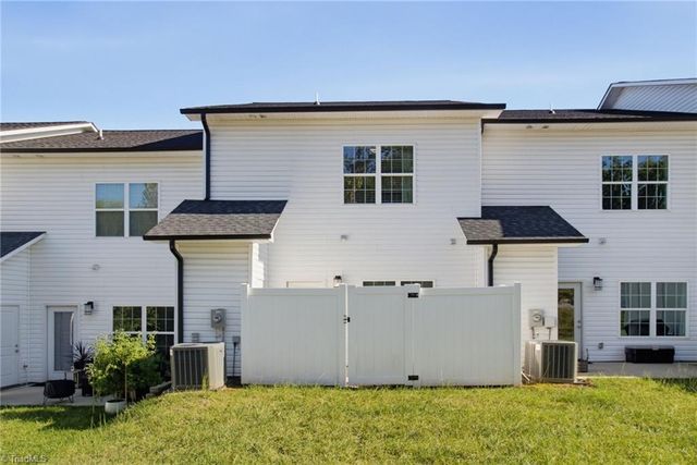 617 Pompano Drive, Greensboro, NC 27410